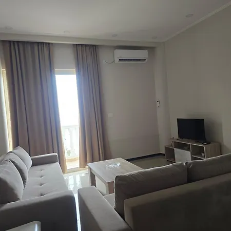 Lejlighed Tourist Area 2-bedroom With Sea View *