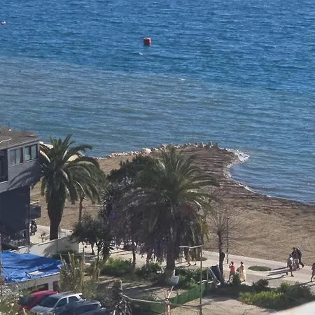 Tourist Area 2-bedroom With Sea View Sarandë